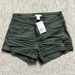 H&M, size 4, army green shorts